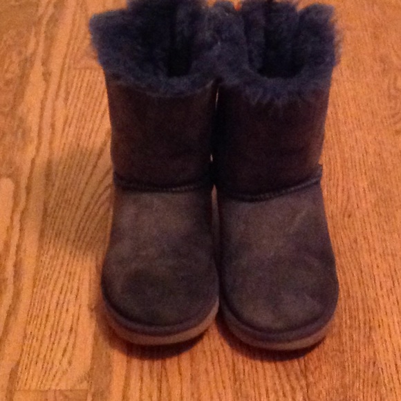 UGG Other - Ugg Bailey bow II boots